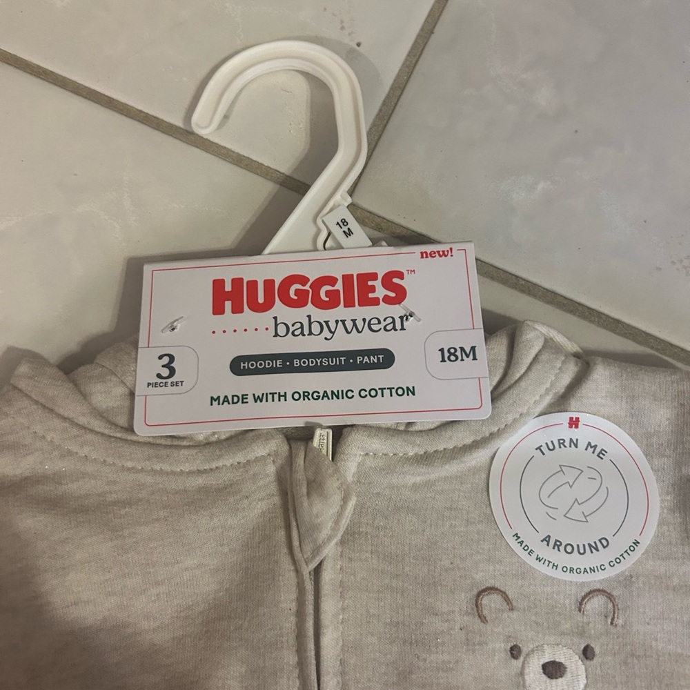Huggies Babywear Beige Matching Set - Picture 2 of 4